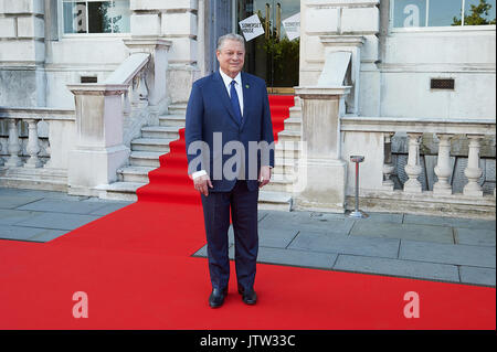 Londra, Regno Unito. 10 Agosto, 2017. Al Gore assiste come il suo documentario segna l'apertura del film 4 Estate Film Festival. La Somerset House, Londra. Credito: Alan D Ovest/Alamy Live News Foto Stock