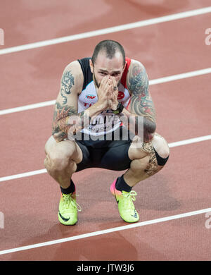 Londra, Regno Unito. 10 Agosto, 2017. Ramil GULIYEV della Turchia celebra vincendo 200m oro durante la IAAF mondiale di atletica 2017 - giorno 7 presso il parco olimpico di Londra, Inghilterra il 10 agosto 2017. Foto di Andy Rowland. Credito: Andrew Rowland/Alamy Live News Foto Stock