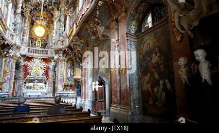 St. Johann Nepomuk chiesa o asam la chiesa o asamkirche a Monaco di Baviera, Germania Foto Stock