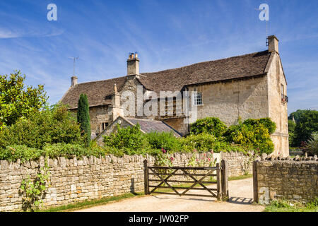 7 Luglio 2017: Bradford on Avon, Somerset, Inghilterra, Regno Unito - Barton Farm, storicamente una fattoria di periferiche di Shaftesbury Abbey. Foto Stock