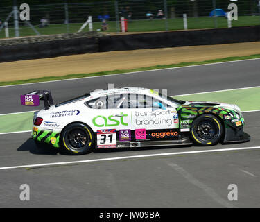 Rick Parfitt, Seb Morris, Bentley Continental GT3, Team Racing Parker, vincitori, Campionato British GT, Brands Hatch, agosto 2017, Kent, Inghilterra, Pro Foto Stock