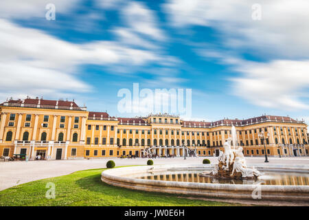 Bellissimo Palazzo di Schonbrunn a Vienna, in Austria Foto Stock