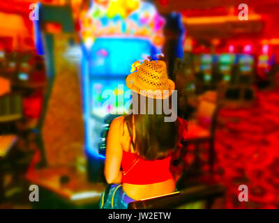 Messa a fuoco di sfocatura in casino. Sfondo astratto di Las Vegas in Nevada. Foto Stock