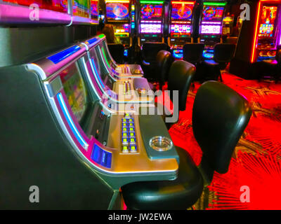 Messa a fuoco di sfocatura in casino. Sfondo astratto di Las Vegas in Nevada. Foto Stock
