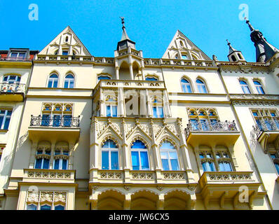 Praga, Repubblica Ceca - 27 Giugno 2010: la vecchia casa in città Foto Stock