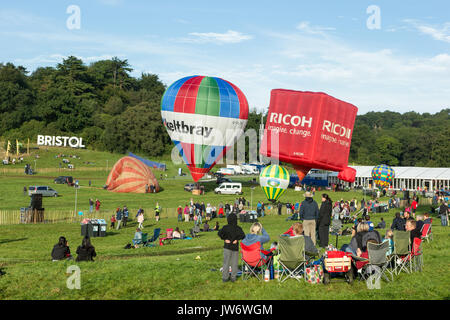 Bristol, Regno Unito. 11 Ago, 2017. Bristol International Balloon Fiesta in Ashton Court, Bristol UK Credit: Neil Cordell/Alamy Live News Foto Stock