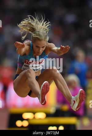 Londra, Regno Unito. 11 Ago, 2017. Darya Klishinajumps nel salto in lungo Finale a Londra presso la IAAF 2017 Campionati del Mondo di atletica leggera. Credito: Ulrik Pedersen/Alamy Live News Foto Stock