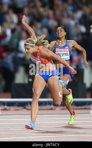 Londra, Regno Unito. 11 Ago, 2017. Dafne Schippers del Nederlands vincendo il misuratore 200 finale a Londra presso la IAAF 2017 Campionati del Mondo di atletica leggera. Credito: Ulrik Pedersen/Alamy Live News Foto Stock