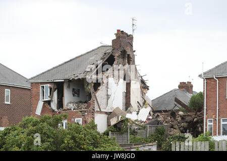 Danni a proprietà in Rosslyn Avenue, Sunderland, dopo un'esplosione. Foto Stock