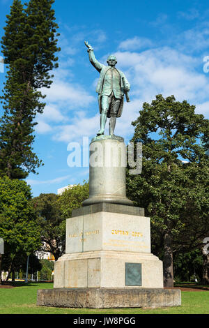 Il capitano James Cook statua monumento in Hyde Park Sydney, Nuovo Galles del Sud Australia. Foto Stock