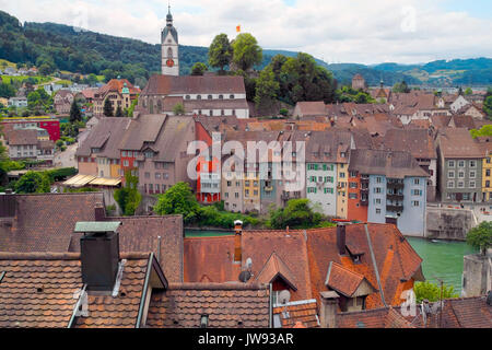 Vista sulla splendida città di confine Laufenburg, Svizzera. Foto Stock
