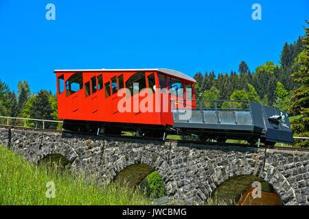 Les Avants-Sonloup funicolare, Les Avants, Vaud, Svizzera Foto Stock