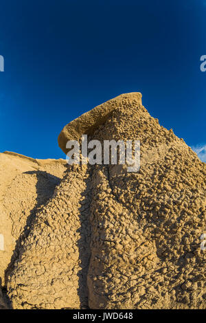 Per erosione formazioni di roccia in Bisti/De-Na-Zin Deserto vicino a Farmington, Nuovo Messico, STATI UNITI D'AMERICA Foto Stock