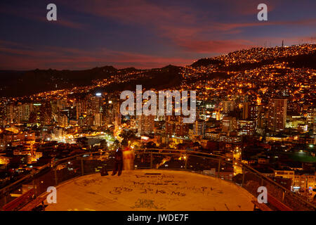 Tramonto su La Paz, visto da Mirrador Killi Killi, Bolivia, Sud America Foto Stock