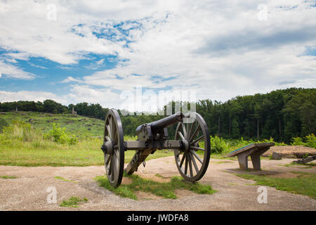 Vista della guerra civile battaglia militare e cannone di Gettysburg in Pennsylvania Foto Stock