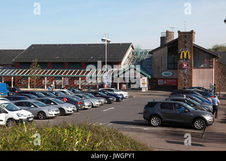 Annandale Water stazione di servizio autostradale a J16 sulla A74(M) vicino a Lockerbie, in Scozia, gestito da Roadchef Foto Stock