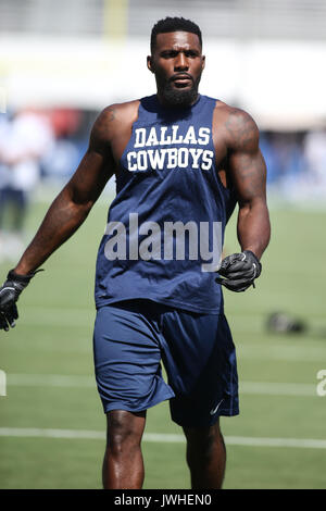 Agosto 12, 2017 a Los Angeles, CA.Dez Bryant in fase di riscaldamento per Dallas Cowboys vs Los Angeles Rams presso il Los Angeles Memorial Coliseum di Los Angeles, Ca il 12 agosto 2017. (Assoluta fotografo completo & Company Credit: Jevone Moore/MarinMedia.org/Cal Sport Media (rete televisione vi preghiamo di contattare il vostro rappresentante di vendita per uso televisivo. Foto Stock