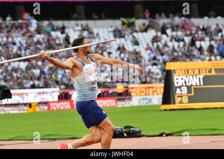 Queen Elizabeth Park, London, Regno Unito. Il 12 agosto 2017. IAAF Campionati del mondo. Giorno 9. Uomini Decathlon, giavellotto, Ashley Bryant (GBR). Foto Stock