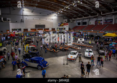 Bielsko-Biala, Polonia. 12 Ago, 2017. International Automotive fiere - Motorshow Bielsko-Biala. Sala principale. Credito: Lukasz Obermann/Alamy Live News Foto Stock