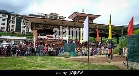 Thimphu Bhutan - 29 ago 2015. Le persone al centro degli affari di Thimphu, Bhutan. In Asia del Sud, Bhutan si colloca al primo posto nella libertà economica, facilità di fare il bus Foto Stock