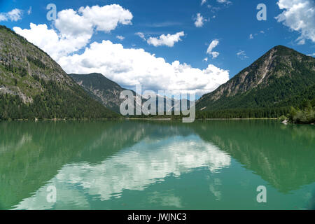 Der Heiterwanger vedere, Heiterwang, Tirol Österreich | Lago Heiterwang,Heiterwang, Tirolo, Austria Foto Stock