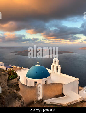 San Teodoro Chiesa al mattino, Fira, Santorini, Grecia Foto Stock