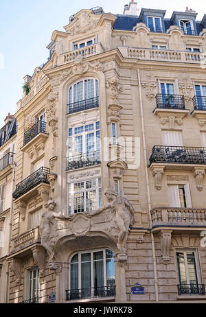 Stile Belle-Epoque, edilizia residenziale, costruito 1897-9, nel decimo arrondissement di Parigi, Francia, Foto Stock