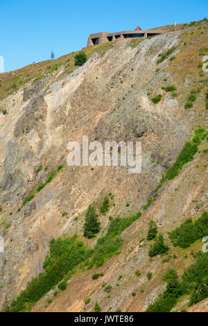 Johnston Ridge Observatory dal sentiero di confine, Mt St Helens National Volcanic Monument, Washington Foto Stock