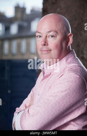 Edinburgh, Regno Unito. 13 Ago, 2017. John Boyne, il romanziere irlandese, che appaiono alla Edinburgh International Book Festival. Credito: GARY DOAK/Alamy Live News Foto Stock