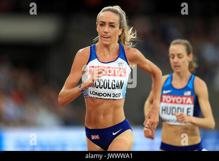 Gran Bretagna Eilish McColgan (centro) compete in campo femminile 5000m final durante il giorno dieci del 2017 IAAF Campionati del mondo presso il London Stadium. Foto Stock