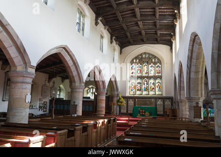 Interno della St Oswalds chiesa, Askrigg, Wensleydale, North Yorkshire, Inghilterra, Regno Unito Foto Stock