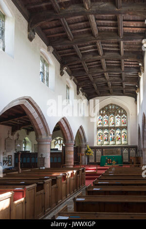 Interno della St Oswalds chiesa, Askrigg, Wensleydale, North Yorkshire, Inghilterra, Regno Unito Foto Stock