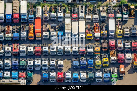 Camion usato, trattori, Wilhelm Hoyer KG - Dortmund, accanto Stellfeld & Ernst GmbH, S & D, auto commercio all'Hanoverian Street, Dortmund, la zona della Ruhr, Nord Foto Stock