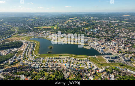 Lago di Phoenix Dortmund con castello orda, nuovo sviluppo sul lago, con le isole del lago, castello Hörder, sito di un ex mulino di acciaio, Dortmund, Foto Stock