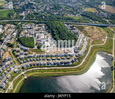 Lago di Phoenix Dortmund con castello orda, nuovo sviluppo sul lago, con le isole del lago, castello Hörder, sito di un ex mulino di acciaio, Dortmund, Foto Stock