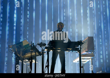 Barcellona - Jun 17: Jean Michel Jarre (compositore francese, del musicista e produttore di musica) esegue in concerto al Sonar Festival il 17 giugno 2016 in Barce Foto Stock