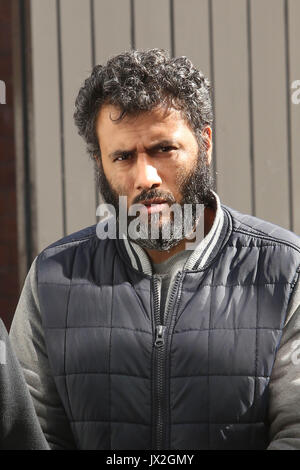 Jamshid Piruz lascia Lewes Crown Court caricato con tentato omicidio. 20.06.2016 Foto Stock