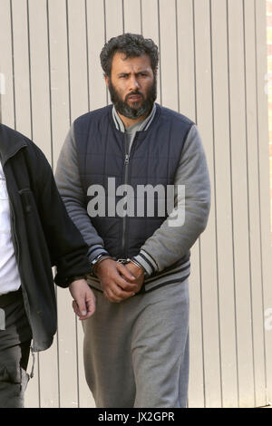 Jamshid Piruz lascia Lewes Crown Court caricato con tentato omicidio. 20.06.2016 Foto Stock