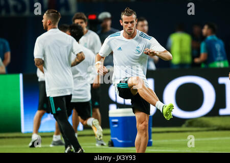 Skopje, ERIM - Agosto 8,2017: Real Madrid Gareth balla durante la Coppa UEFA Intertoto partita finale tra il Real Madrid e il Manchester United a Filippo II Ar Foto Stock
