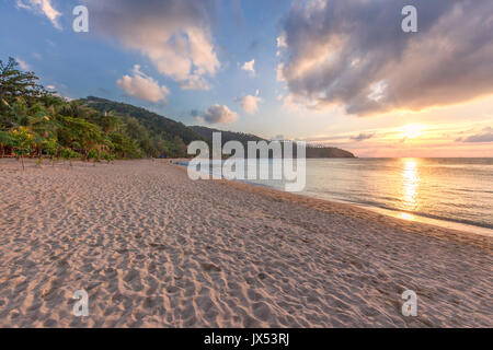 Mae Haad spiaggia al tramonto, Koh Phangan isola, Thailandia Foto Stock