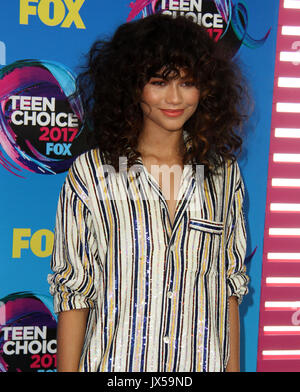 13 agosto 2017 - Los Angeles, CA, Stati Uniti - 13 agosto 2017 - Los Angeles, California - Zendaya. Gli arrivi dei Teen Choice Awards 2017 si tengono al Galen Center di Los Angeles. Credito fotografico: AdMedia Foto Stock