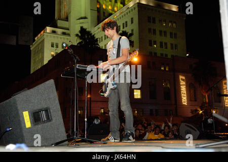 Gordon moakes bloc party esegue la seconda annua la deviazione settimanale music festival ottobre 6,2007 di Los Angeles, California. Foto Stock