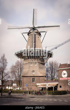 Brouwerij 't IJ Brewery in Amsterdam (Paesi Bassi). Marzo 2015. Formato verticale. Foto Stock