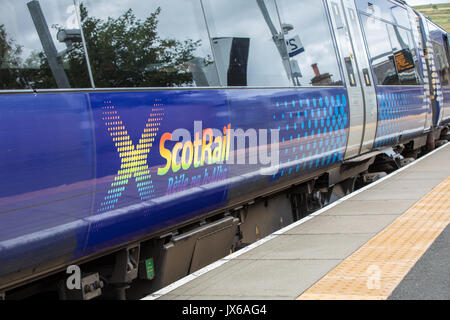 Scotrail che mostra il supporto per Glasgow Gay Pride Foto Stock