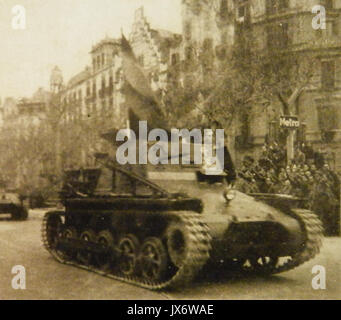 Panzerbefehlswagen desfilant una Barcellona 1939 Foto Stock