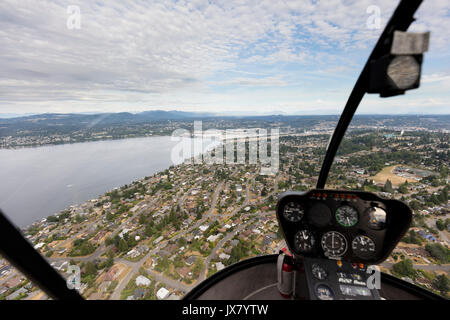 Vista aerea da un elicottero di Bryn Mawr-Skyway e Renton, Washington, Stati Uniti d'America Foto Stock