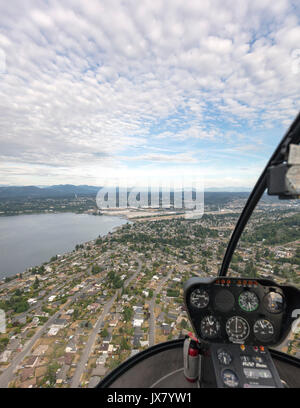 Vista aerea da un elicottero di Bryn Mawr-Skyway e Renton, Washington, Stati Uniti d'America Foto Stock