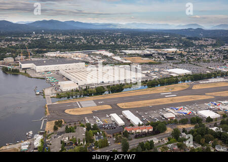 Vista aerea di Renton Municipal Aeroporto e Boeing Fabbrica, Renton, Washington, Stati Uniti d'America Foto Stock