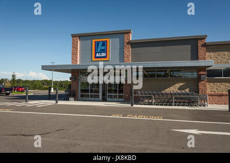 ALDI mercato situato nel supporto Dora, Florida USA Foto Stock