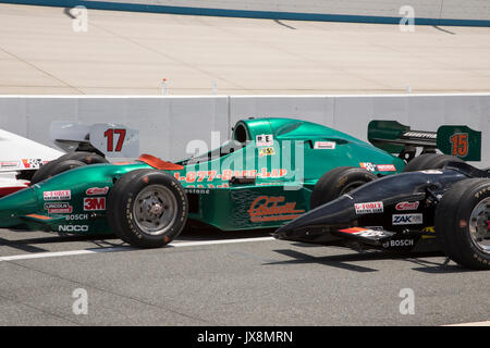 Dover, Delaware - agosto 13,2017 : IRL gara di auto sulla fila di pit a Dover Motor Speedway. Foto Stock